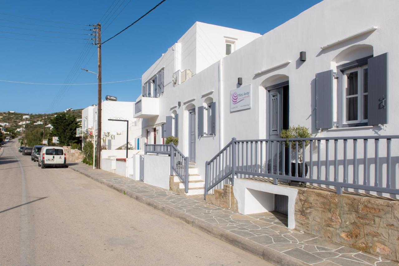 Miles Away Luxury Apartments Platis Gialos (Sifnos) Exterior foto